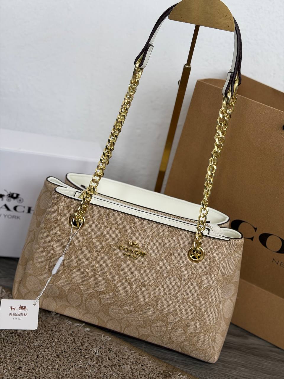 Cartera Elegants Coach